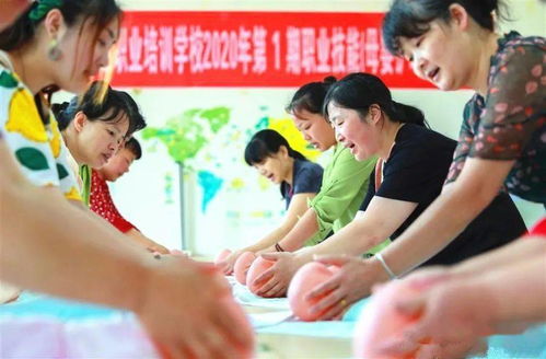 决战决胜脱贫攻坚 泰和县多元举措助力母婴生活护理发展